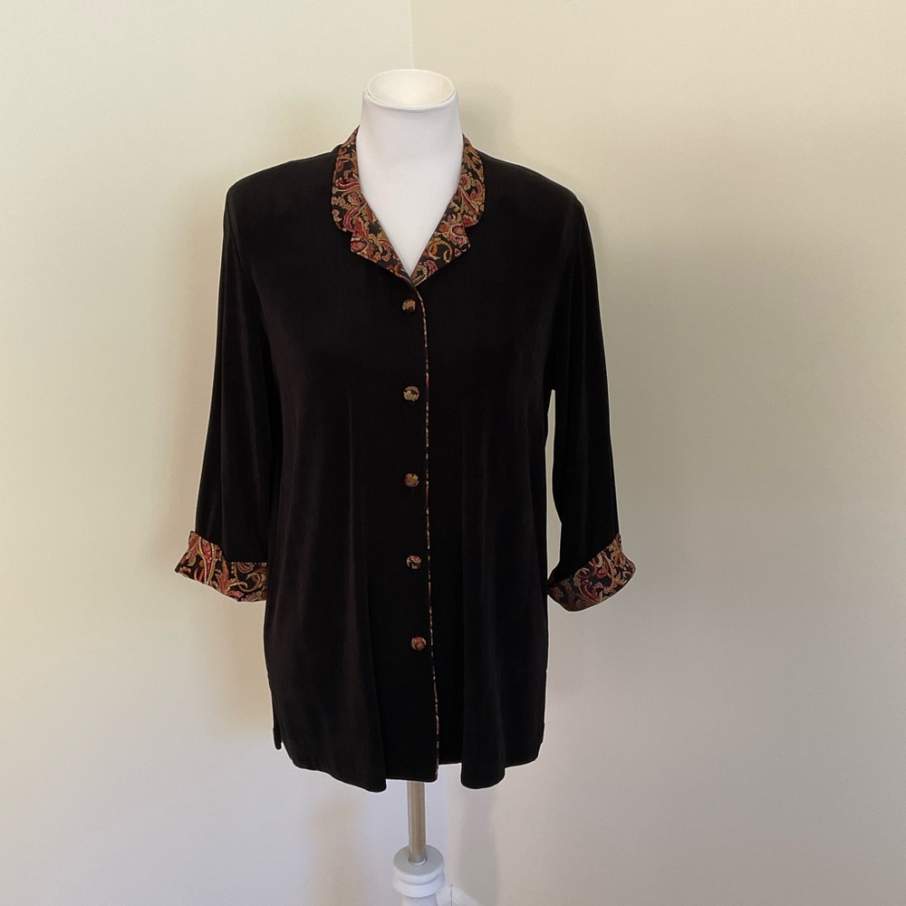 Draper’s & Damon’s Black Tunic Shirt with Paisley Trim